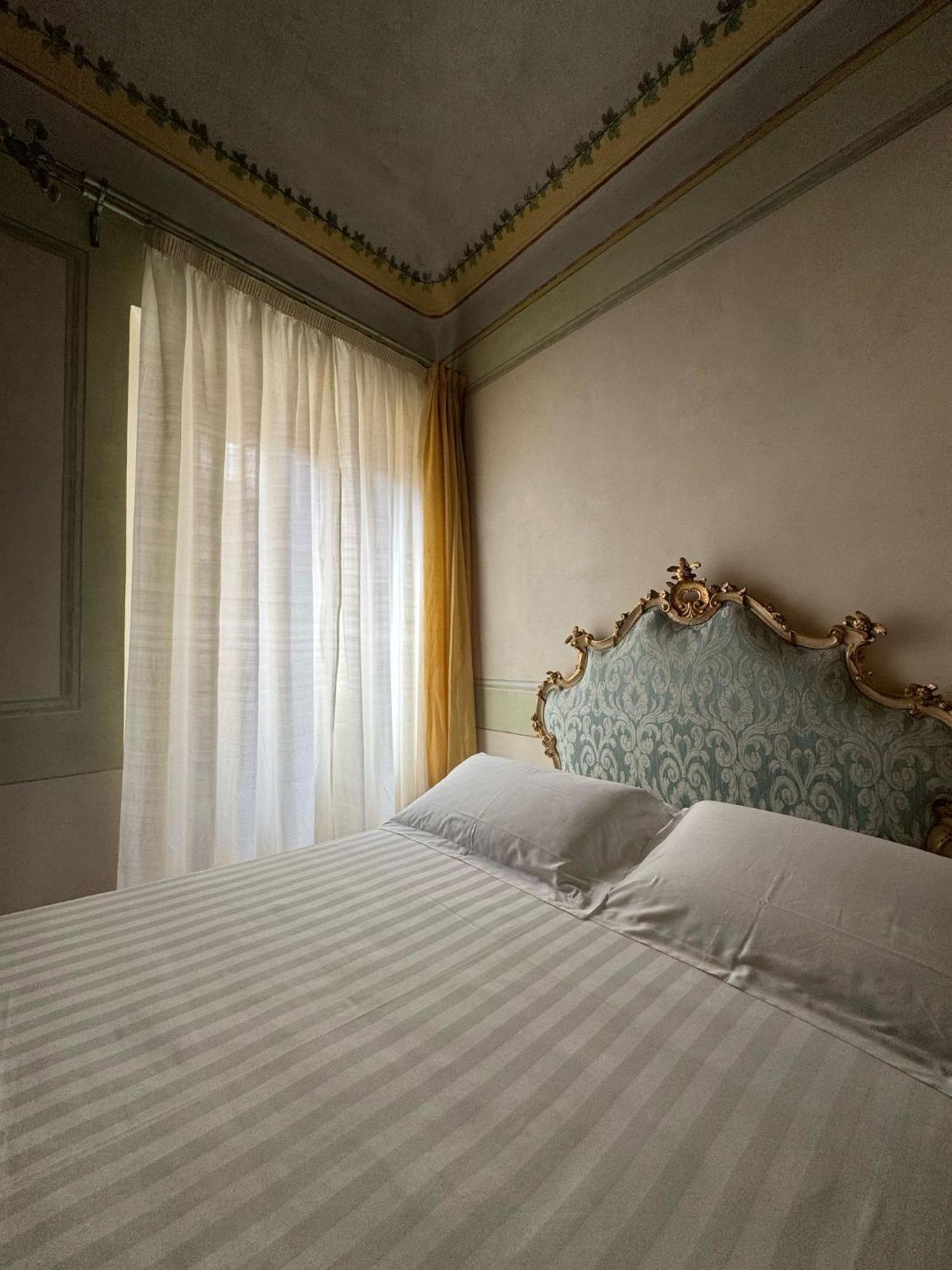 Urbino Apartments - Palazzo Paltroni Studio Eksteriør bilde